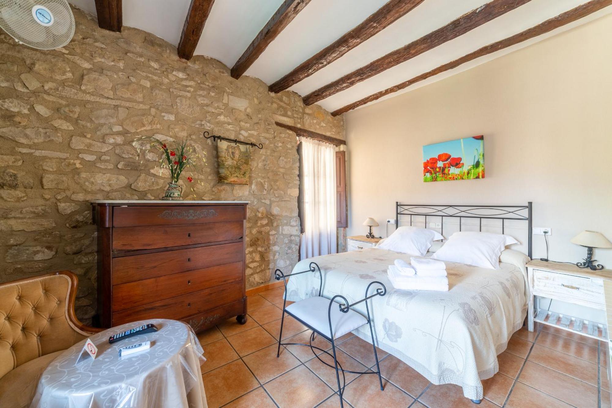 Fonda La Plaza Ξενοδοχείο Valderrobres Εξωτερικό φωτογραφία